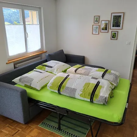 Les Petits Rosiers Apartment