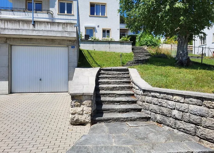 Les Petits Rosiers 公寓