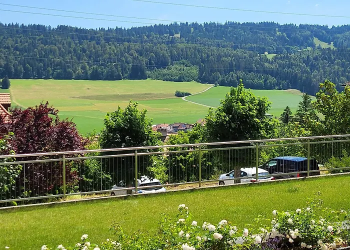 Les Petits Rosiers * Tramelan