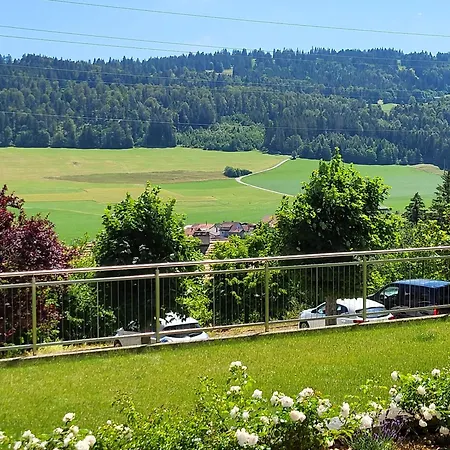 Les Petits Rosiers * Tramelan